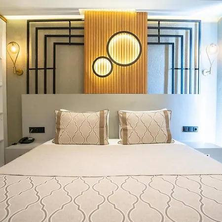 Hotel & (adults Only) *