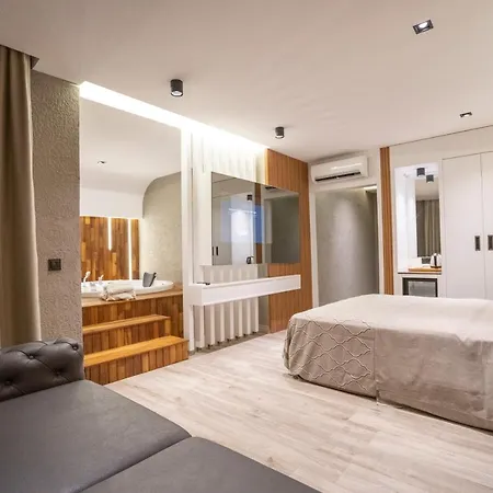 Hotel & (adults Only) *