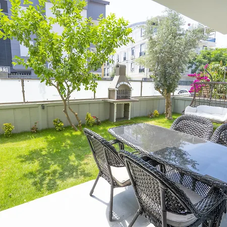 Hotel & (adults Only)